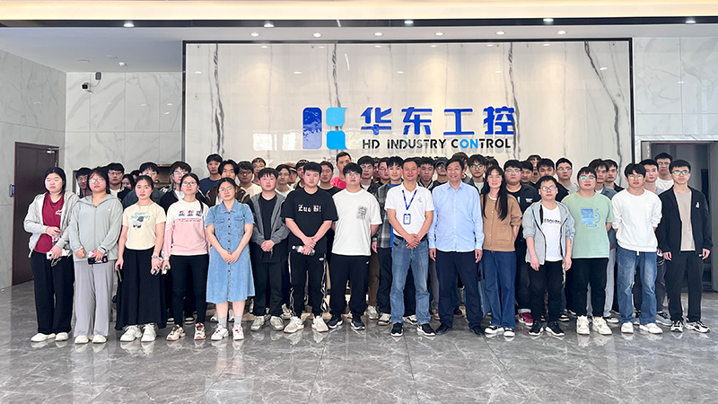 華東工控熱忱歡迎中原工學院“校企直聯(lián)課堂”學生實踐交流