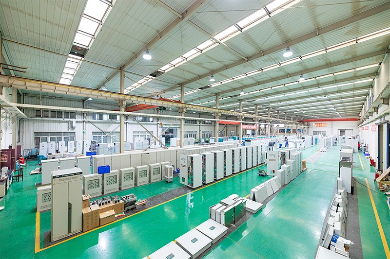 華東工控-生產(chǎn)車間