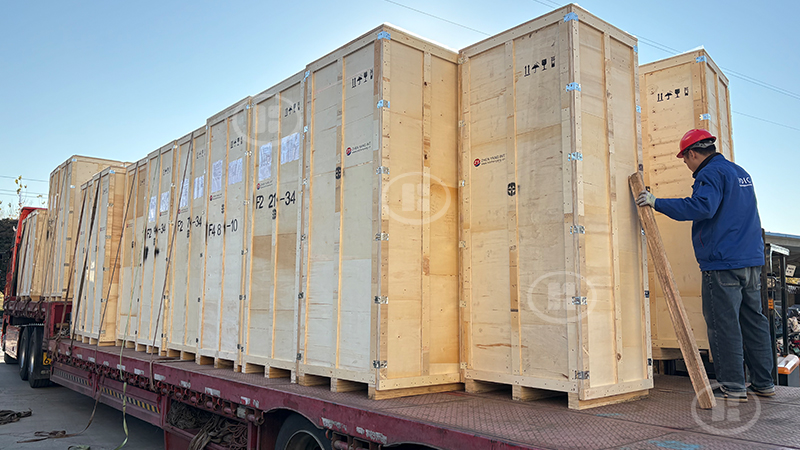 華東工控匠心打造，又一批高端控制柜成功啟航，出口俄羅斯！