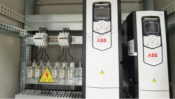 變頻柜選型指南：科學(xué)匹配，高效節(jié)能