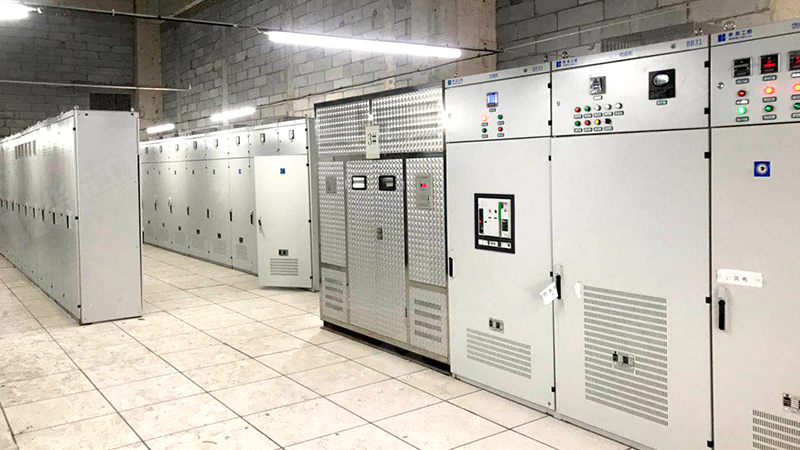 配電柜：生物制藥與化工生產(chǎn)的雙重守護者