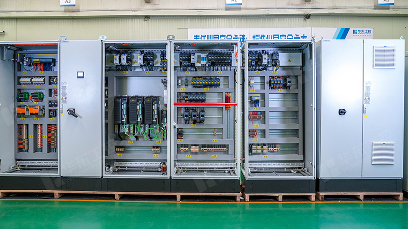 <i style='color:red'>出口控制柜</i>定制化能力，滿足全球工業(yè)自動(dòng)化需求的智能解決方案